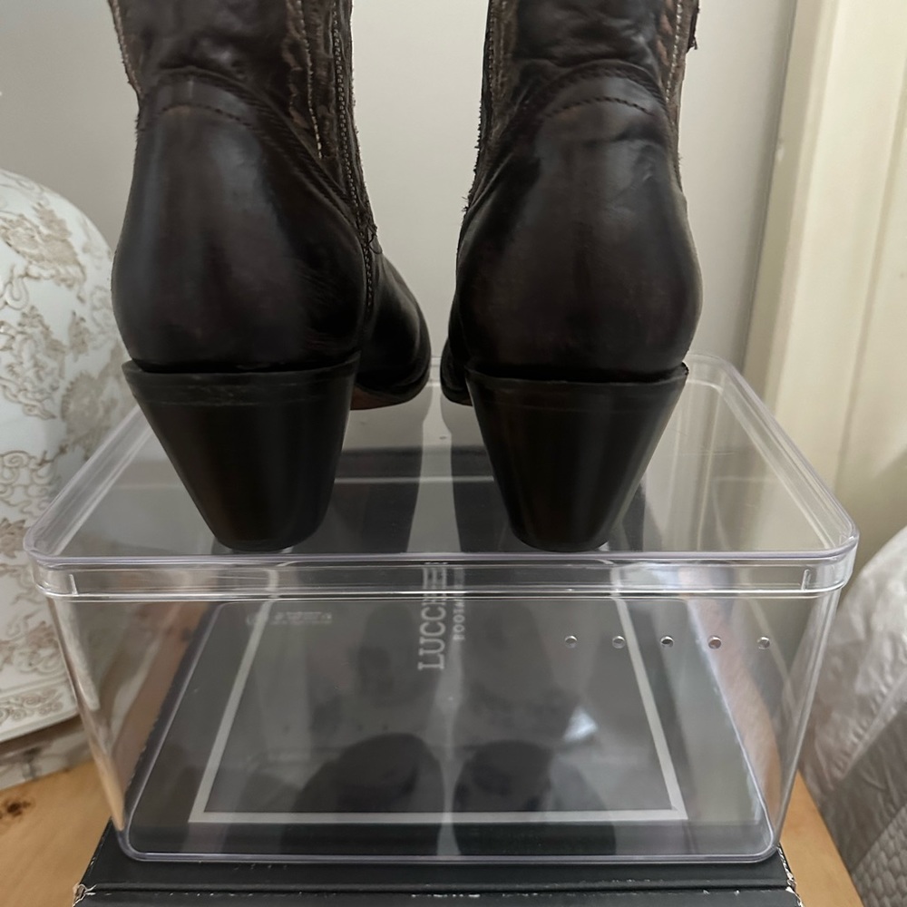 Luchesse Boots - Picture 6 of 6